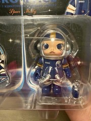 POP MART Mega Space Molly 100% Galactic Energy Astronaut Sealed Kenny Wong
