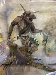 McFarlane Dragons Komodo Dragon Clan Quest For The Lost King Figure