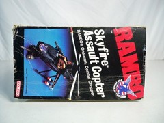 K26i94271 SKYFIRE ASSAULT COPTER W/ BOX 100% COMPLETE RAMBO VINTAGE 1985 COLECO