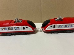 PLARAIL Red Fliner P001 Series Electric Train Set 2 Formations Deluxe