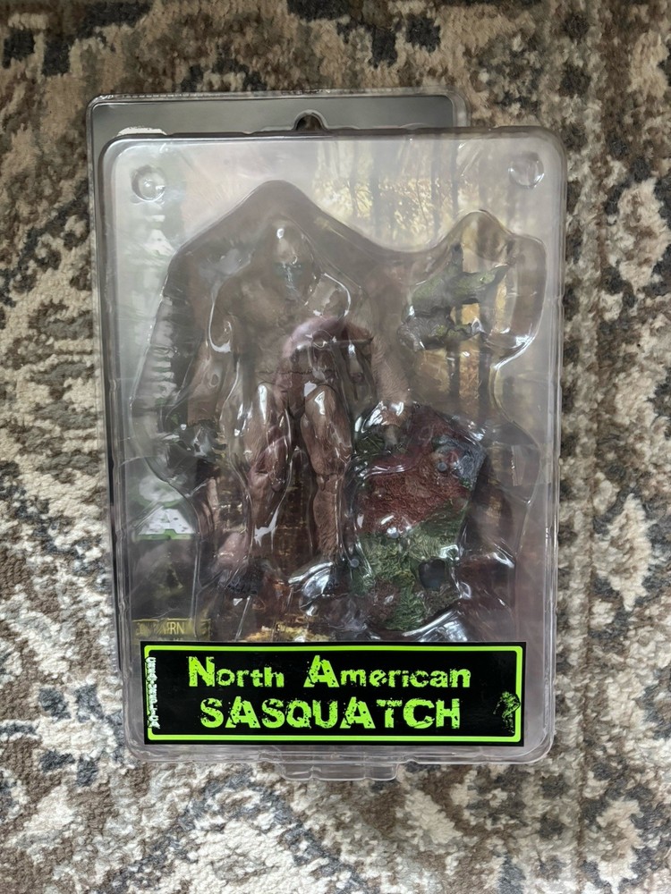 2015 Creatureplica North American Sasquatch Action Figure NEW SEALED