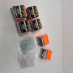 LOT of 6 – ROBL0X CELEBRITY SERIES 8 Orange Sealed Blind Box Mystery Figures