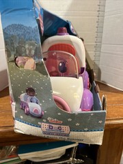 Doc McStuffins ” DOC & ROSIE THE RESCUER ” BRAND NEW WITH ACCESSORIES