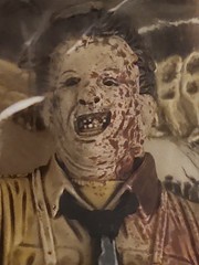 McFarlane Toys Leatherface Action Figure Movie Maniacs Boxed w/ Chainsaw Bloody