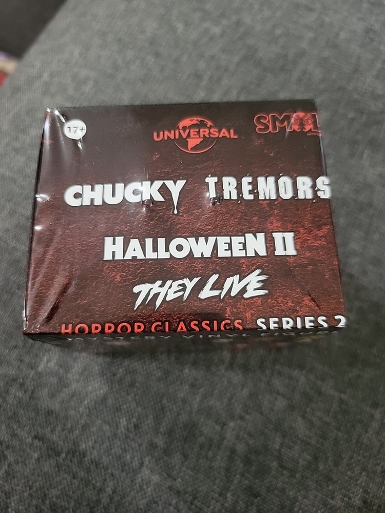 Universal Smols Horror Classics Series 2 Sealed In Crate Mystery Vinyl Figure