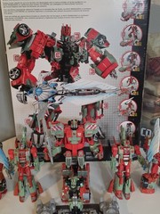 Hasbro Transformers Combiner Wars Victorion Set Complete.