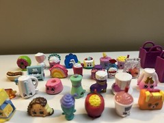 Shopkins Lot of 30 Figures Various Seasons No Duplicates EUC Ships Next Day
