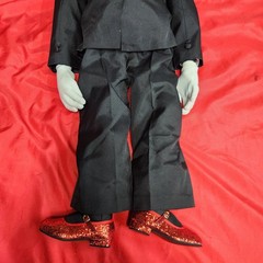 Saw – Billy the Puppet Deluxe Prop (w/ sound & motion)- Trick or Treat Studios