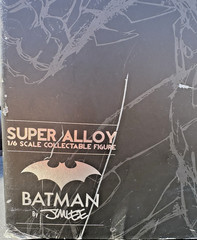 DC Super Alloy 1/6 Batman byJim Lee w/ Gargoyle Base + 2 Comics Pristine Figure