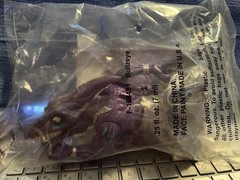 Vintage Extreme Dinosaur Avon Exclusive War Paint Bullzeye RARE 1995 NEW SEALED!