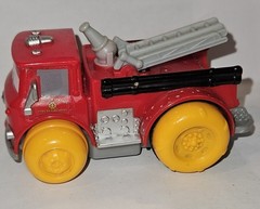 Disney Pixar Car Lot Of 2 Hydro Wheels Red Fire Truck & Lightning McQueen