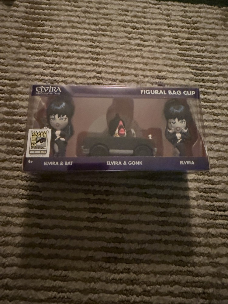 SDCC 2026 Monogram EXCLUSIVE Elvira Figural Bag Clip 3-Pack!
