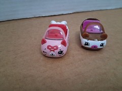 Lot Of 2 Shopkins Cutie Cars Pink Cat & Brown And White Dog. Read