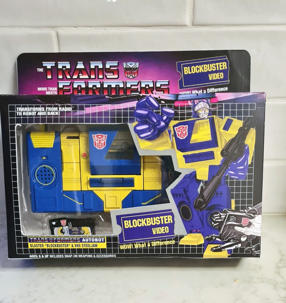 TRANSFORMERS G1 BLASTER “BLOCKBUSTER” +STEELJAW Custom Toy figure in Custom box