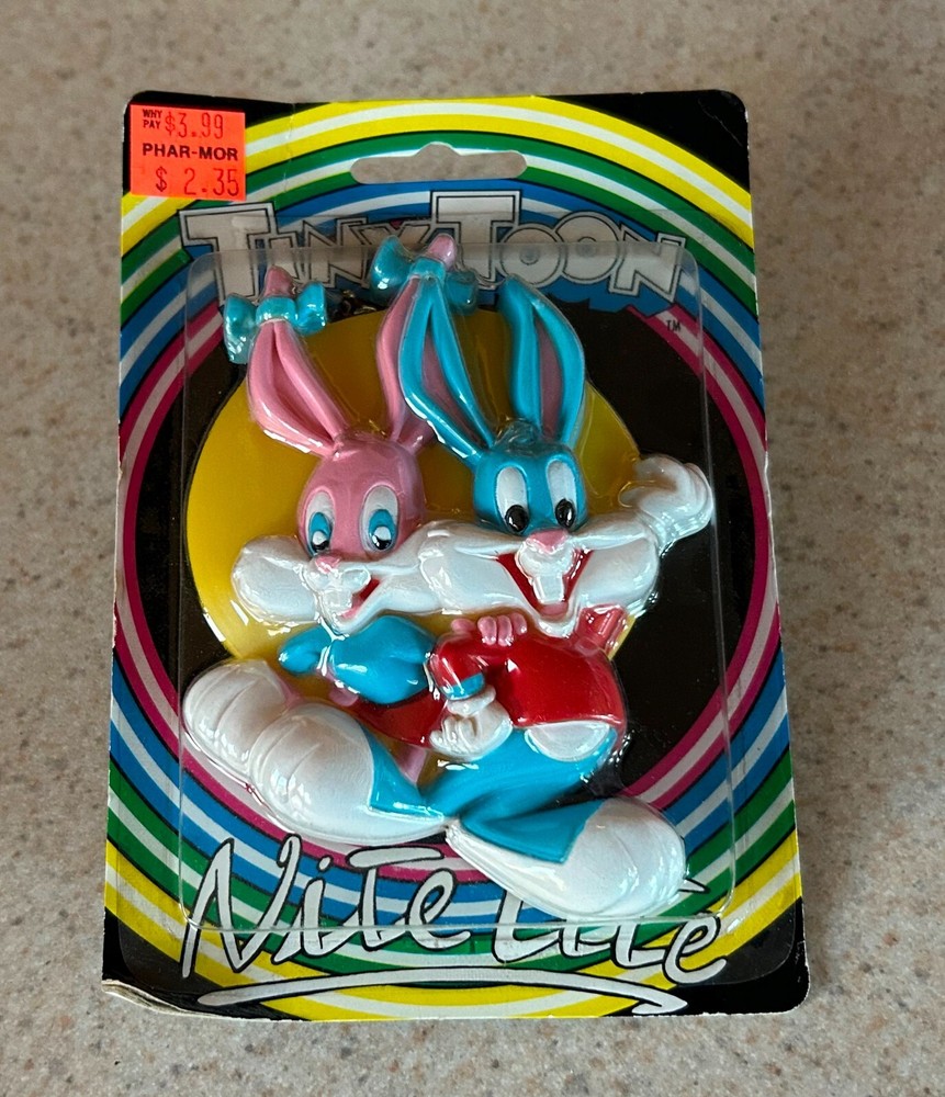 TINY TOONS ADVENTURES Nightlight (1991 Street Kids Toys) — On Card / Unopened