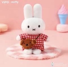 New USA Free Ship Vipo x Miffy Travel Series Blind Box Original Charm Figure NIB