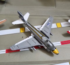 1998 RedBox Toys Independence U.S Aircraft Carrier Ship 31″, W/ 6 Die Cast Plane