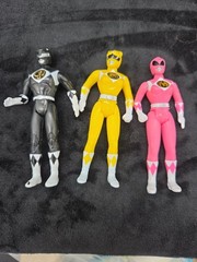 1995 Saban Power Rangers Vintage 4″ Action Figure Black, Pink & Yellow Ranger