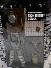 2002 ALIEN 1/12 Scale Model Figure Series – FACE HUGGER ATTACK – NEW Sealed