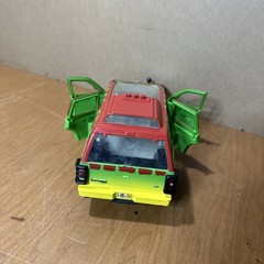 Mattel 2020 Jurassic Park 1993 Ford Explorer Model Car 04 Green Yellow Red