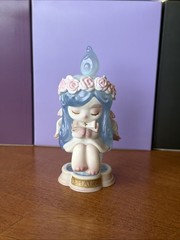 PopMart – Chaka – Candle Whisper Series Figure – Brimming with Hope