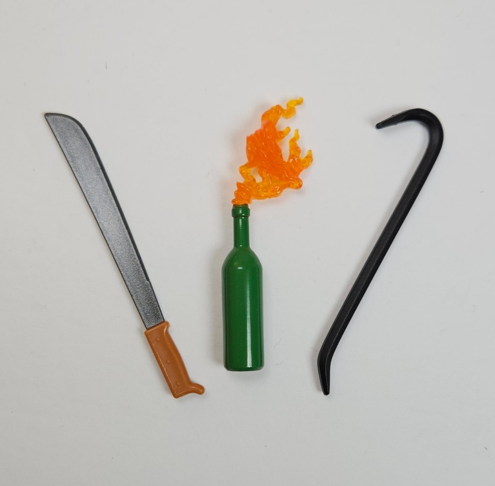 MARVEL LEGENDS RIOT MOB WEAPONS CROWBAR MACHETE MOLOTOV COCKTAIL FIGURE PARTS