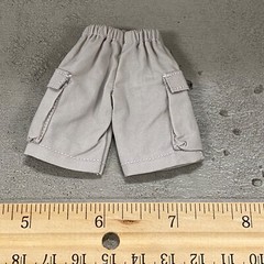 BE-CGS-WHT: 1/12 Beige Elastic Waist Cargo Shorts for 6″ Action Figure