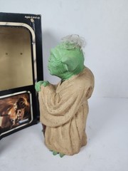 1980 Kenner Star Wars The Empire Strikes Back Yoda Hand Puppet with Box