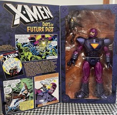 Marvel Legends – Days of Future Past Sentinel & Logan