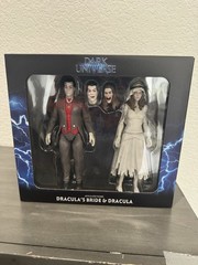 Epic Universe – Dark Universe Dracula’s Bride and Dracula Action Figure NEW