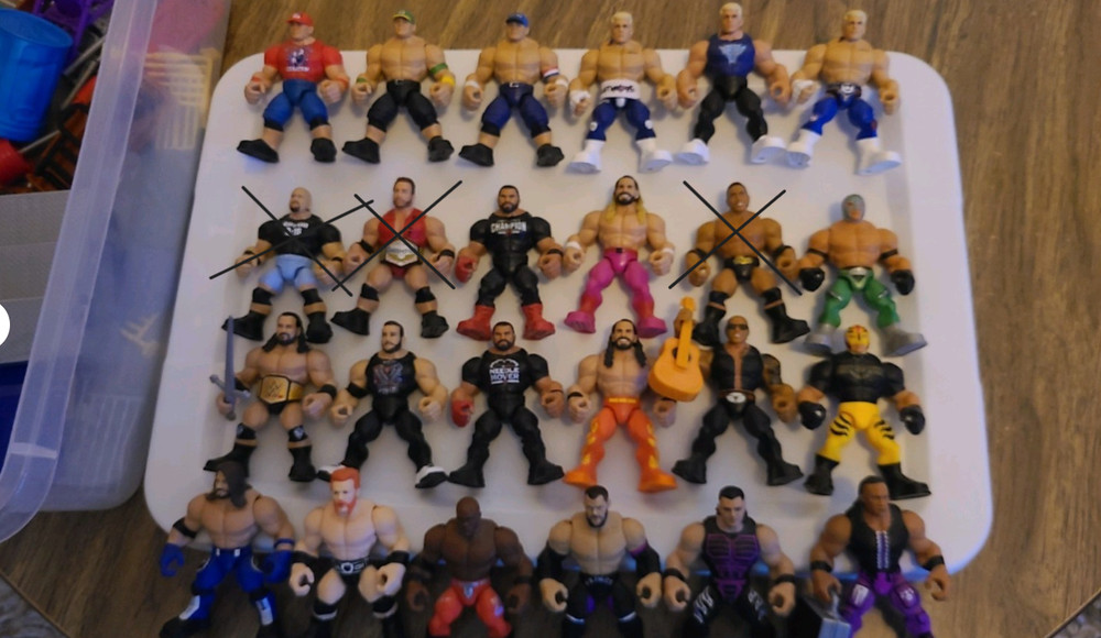 Mattel WWE Knuckle Crunchers Lot 21 Figures Raw Ring And Accessories ***READ***