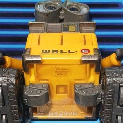 Disney Pixar Wall-E Posable Action Figure Thinkway Toy Collectible 2.5″ Mini