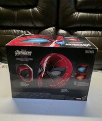 Hasbro Marvel Legends Series Iron Spider Electronic Helmet