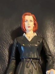 The X-Files Agent Scully Action Figure McFarlane Toys 1998 5.5 Inches- INCOMPLET