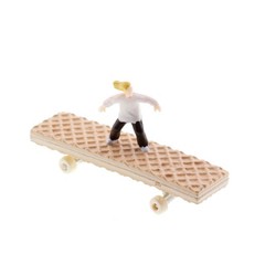 Little Boarder Gashapon Miniature Skateboard Food Figure 1 Random Toy