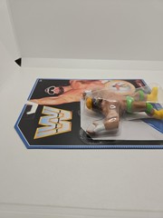 WWE Retro Series 9 Macho Man Randy Savage Figure WWF Mattel in Defender Case