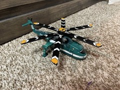 Lot Of 16 Disney Pixar Vehicles Planes Helicopter Metal / Plastic – FREE SHIP!