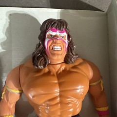 Vintage WWF Ultimate Warrior Talking Poseable Action Figure with original box