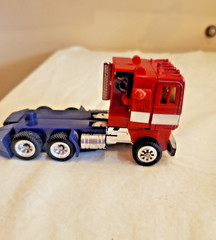 Vintage Optimus Prime G1 Original Transformer Trailer Roller Weapons Gas *BROKEN