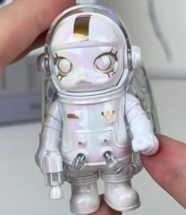 Mega Space Molly 100% Series 4 Authentic Blind Box Confirmed Secret – Angel