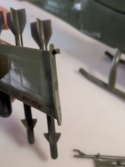 HASBRO 1983 GI JOE DRAGONFLY XH-1 HELICOPTER NEAR COMPLETE w/ FIGURE