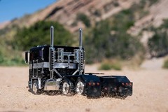 Jada Toys Transformers G1 1:24 Nemesis Prime Die-cast Car, Toys for Kids and…