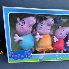 Peppa Pig Family Fun Plush Set – Daddy,Mummy, George, Peppa, Suzy Sheep – NEW