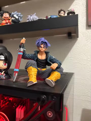 Cool Holiday Gift Trunks Action Figure 10cm Sitting PVC Statue Fits DBZ Fan Toy