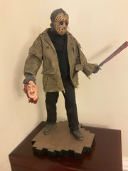 Sideshow Jason Voorhees Premium Format Freddy vs Jason #197/295 Exclusive Statue