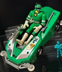 Bandai CarRanger Power Ranger Green Racer Figure Set RV Robo Parts Missing