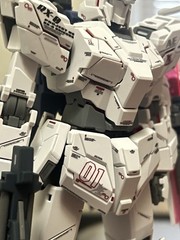 Bandai 1/100 MG Unicorn Gundam Ver Ka And Sinanju Built Model Kits Lot