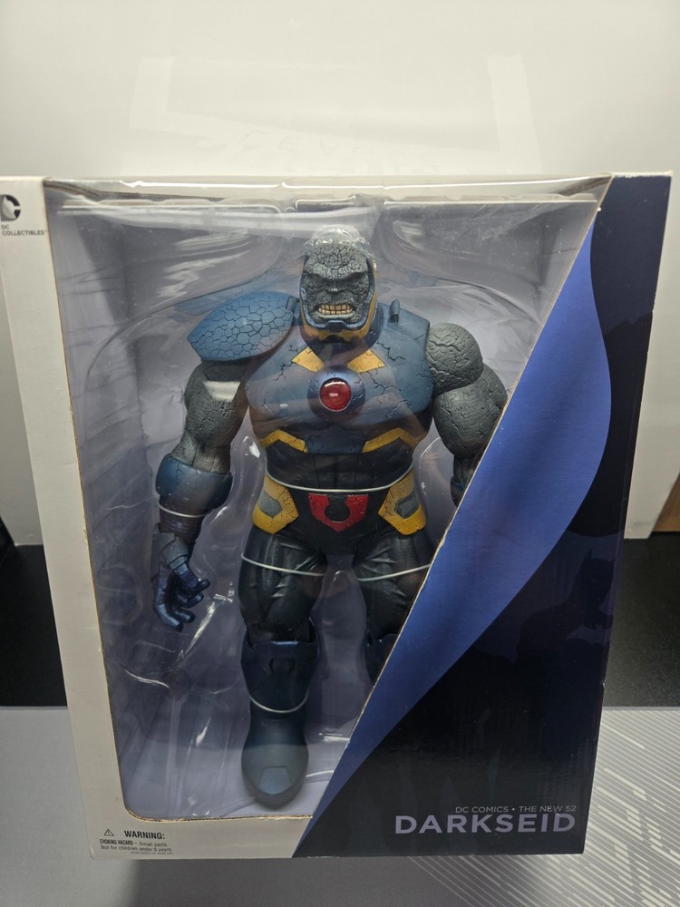 DC Collectibles Darkseid New 52 13″ Figure In Box Possible Missing Piece