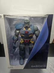 DC Collectibles Darkseid New 52 13″ Figure In Box Possible Missing Piece