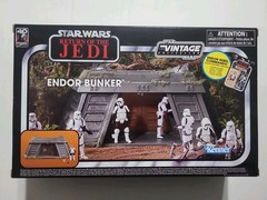 Star Wars TVC 40th ROTJ ENDOR BUNKER w/ REBEL COMMANDO Figure Sealed